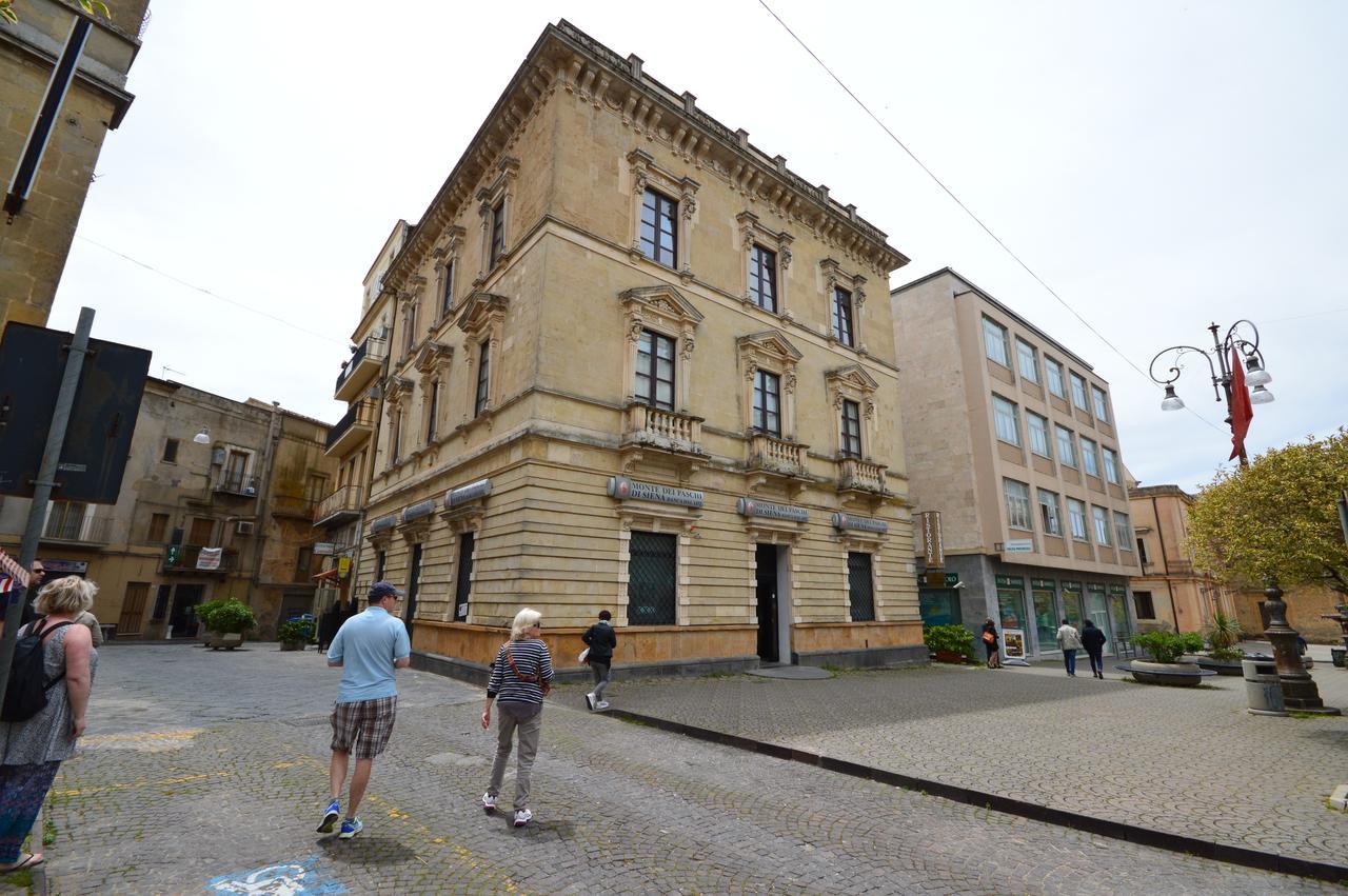 Centro Sicilia Rooms-Suites & Terrace Enna Exterior photo